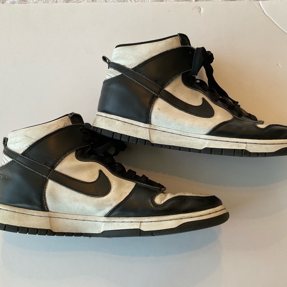 Nike Panda Dunks! - image 2